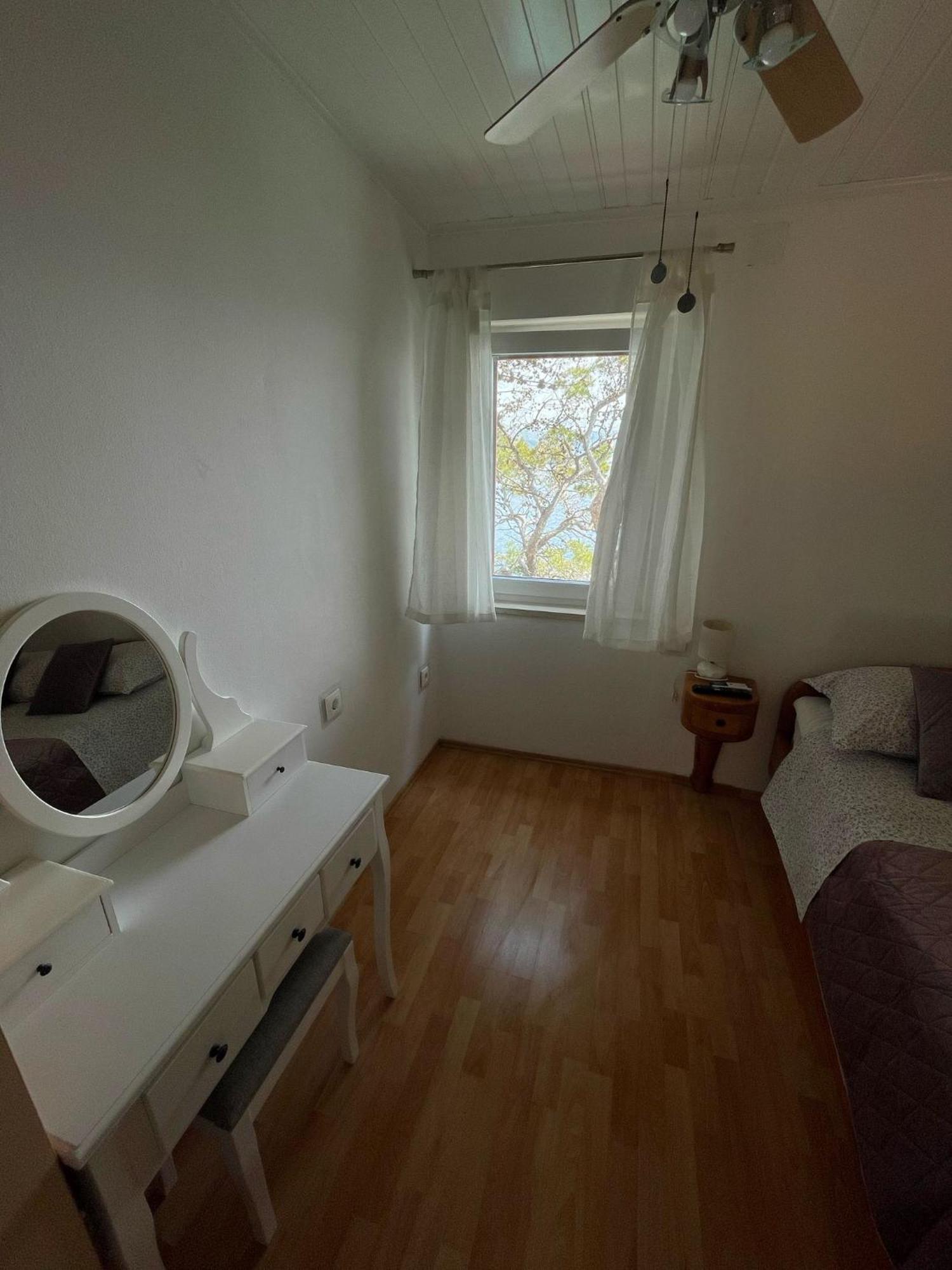 Apartments & Room Nina Korčula Buitenkant foto